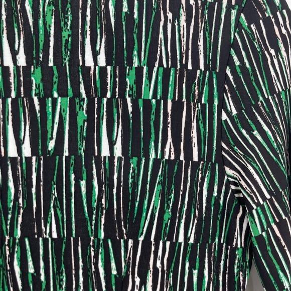 Hugo Boss Black White Green Emerald Surplice Neckline Viscose Dress Size Xs - Picture 7 of 12